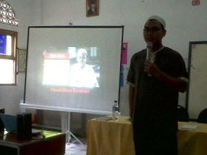 Belajar Publik Speaking dari Guru Hebat di SDIT AL Ikhlas Pondok Melati Bekasi